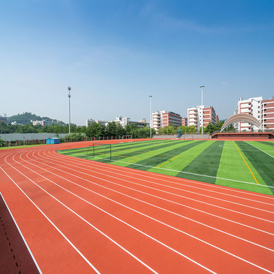 سعر جيد مسارات الجري الرياضية EPDM SBR المطاطية مع شهادة نظام ساندويتش IAAF متصل