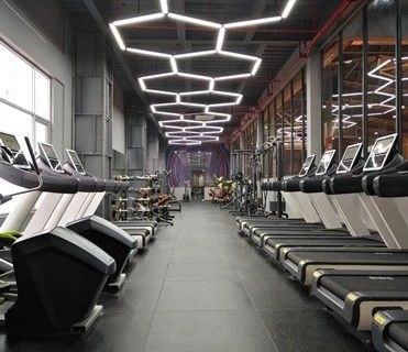 سعر جيد سمك 1/4 بوصة مطاط الأرضيات المصفوفة حزمة النقل متصل