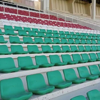 سعر جيد HDPE مادة البلاستيك ملعب جلوس كرسي لملعب الساحة متصل