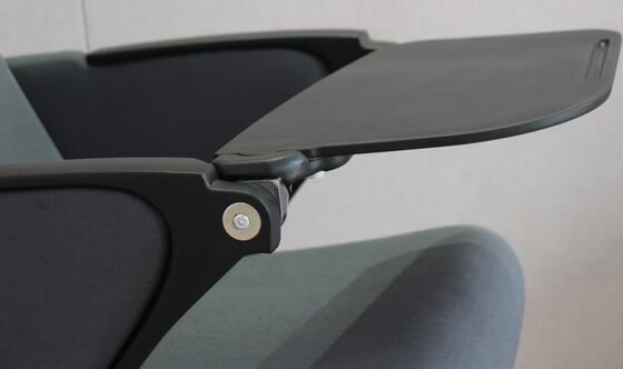 سعر جيد مقاعد مسرح حديثة سهلة الصيانة ومقاومة للبقع للمسارح وقاعات المحاضرات متصل